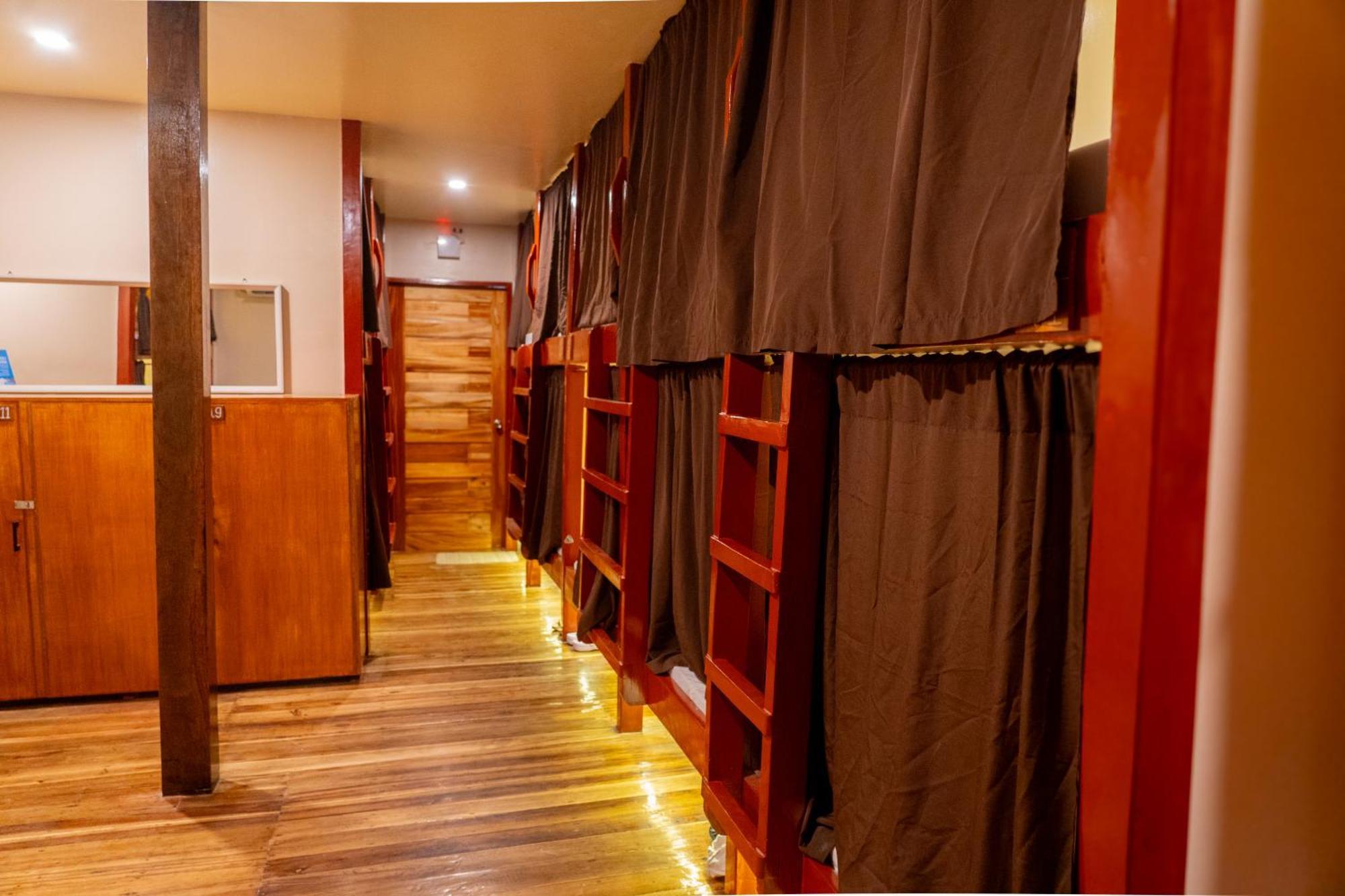 Cocorico Hostel Сан-Висенте Экстерьер фото